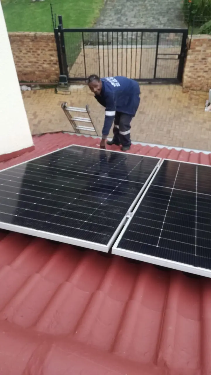  Solar Panels Install