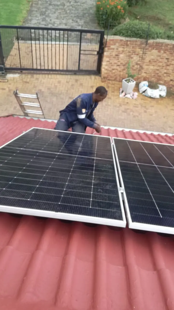  Solar Panels Install